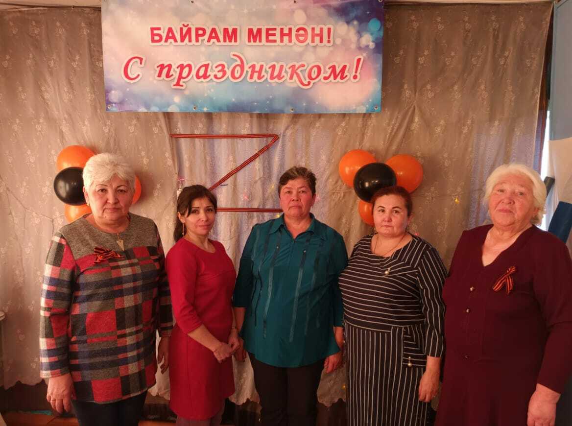 В Улу-Карамалинском сельском клубе состоялся патриотический час «Уроки живой истории»
