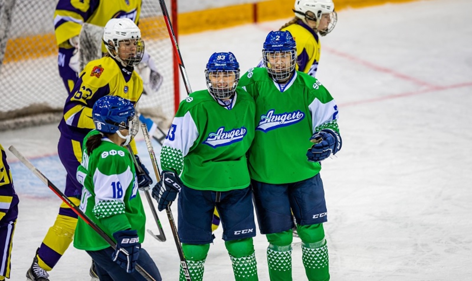Уфимские хоккеистки «всухую» одолели подмосковных спортсменок