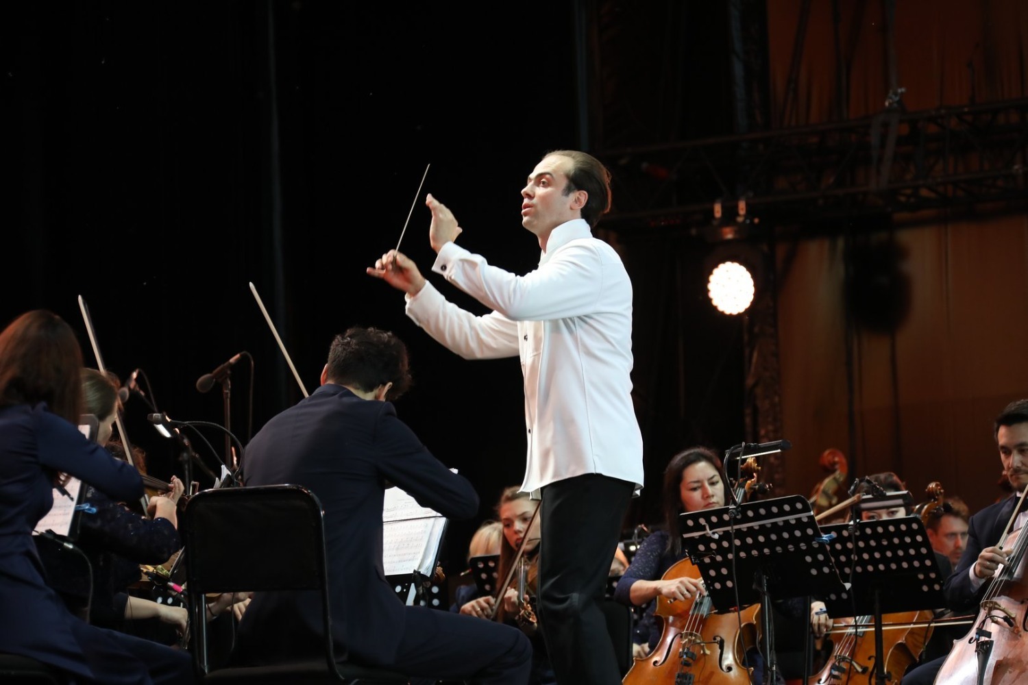 Валерий Шахов