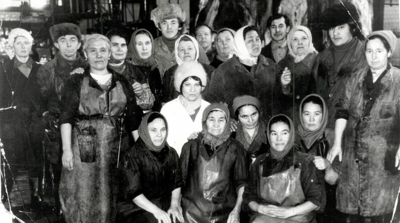 Первые рабочие Сибайского мясокомбината