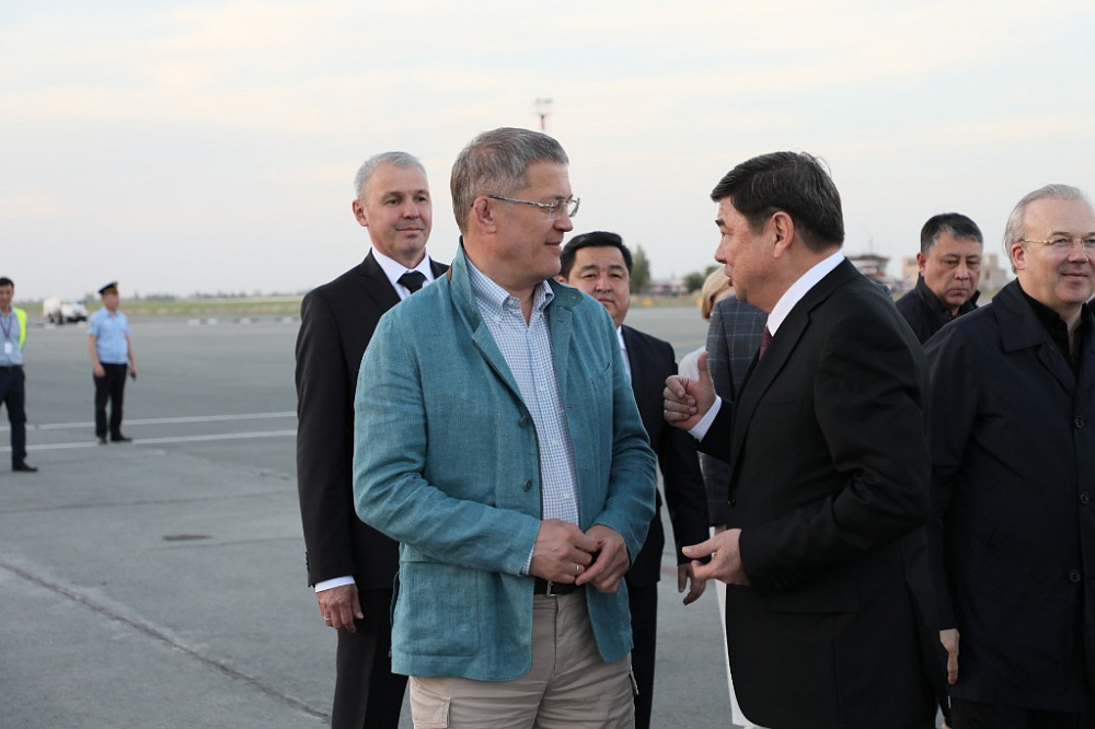 Официальная делегация из Башкирии начала свою работу в Узбекистане