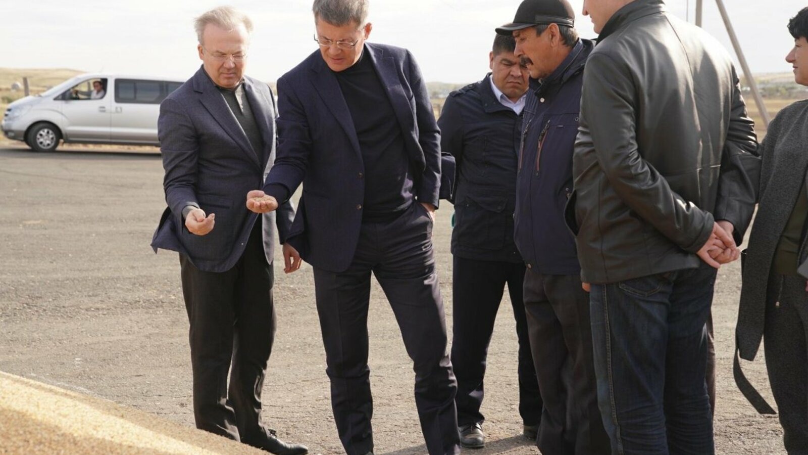 Олег Яровиков