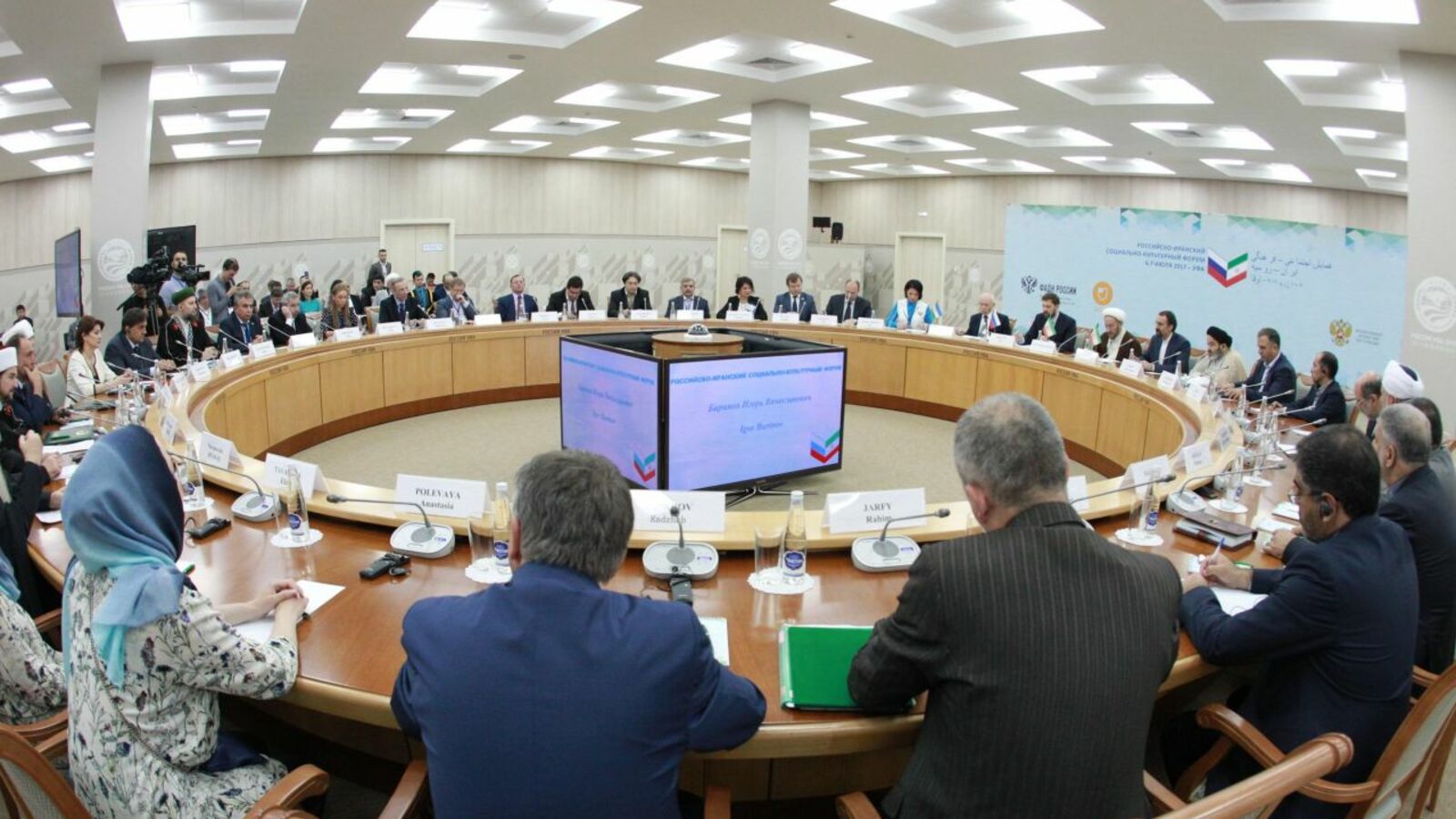 Олег Яровиков