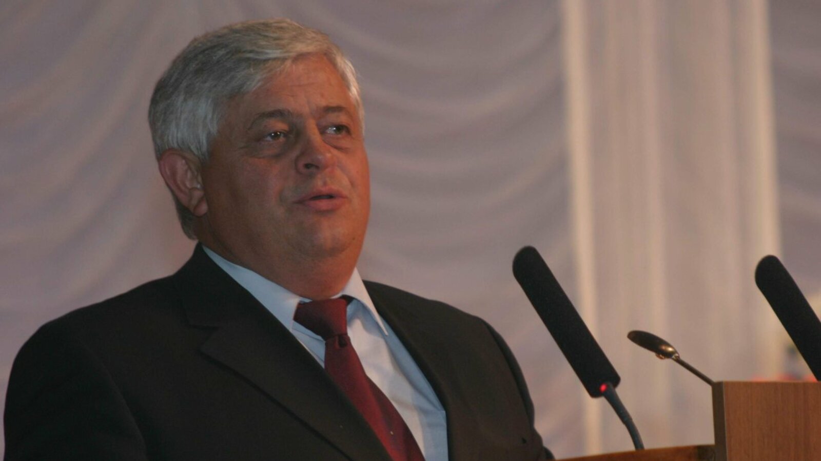 Олег Яровиков