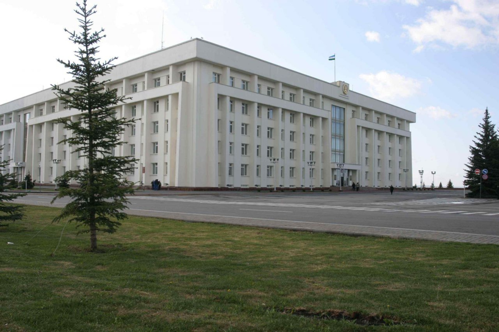 Олег Яровиков