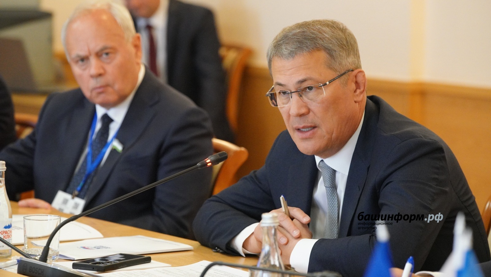 Олег Яровиков