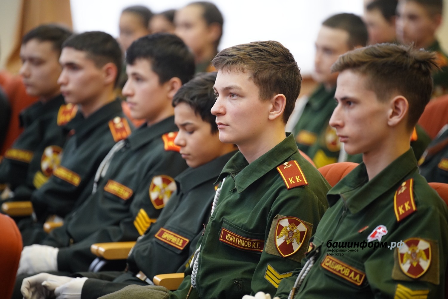Олег Яровиков