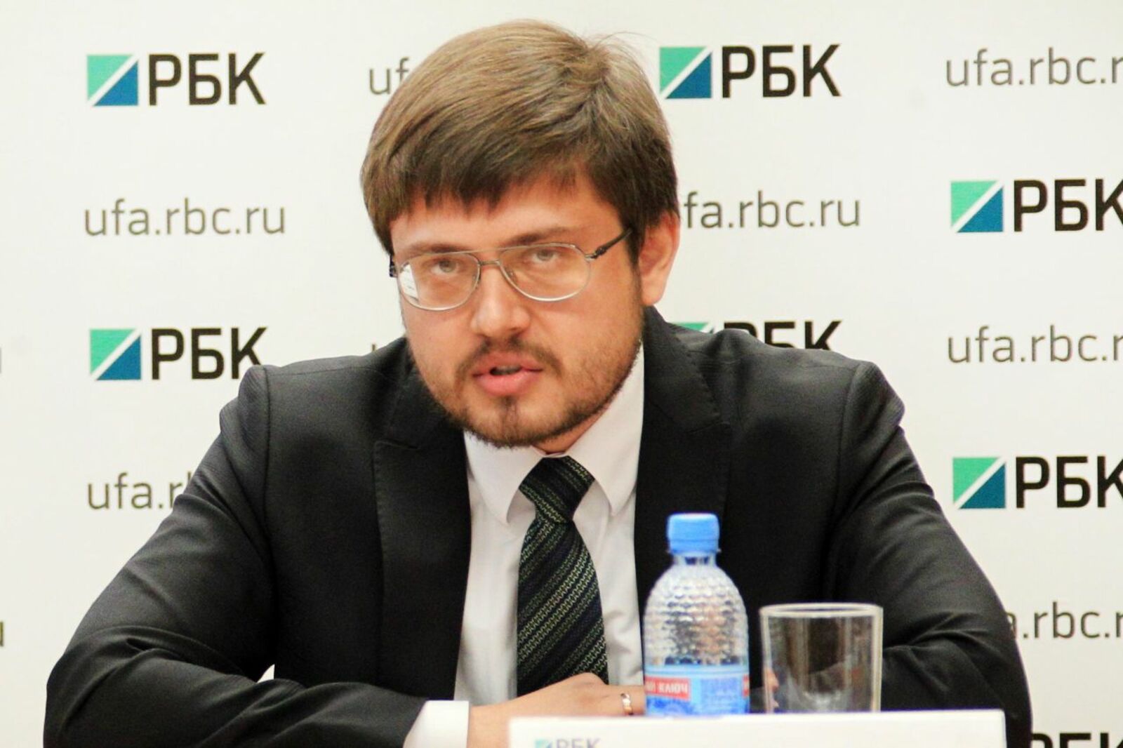 Олег Яровиков