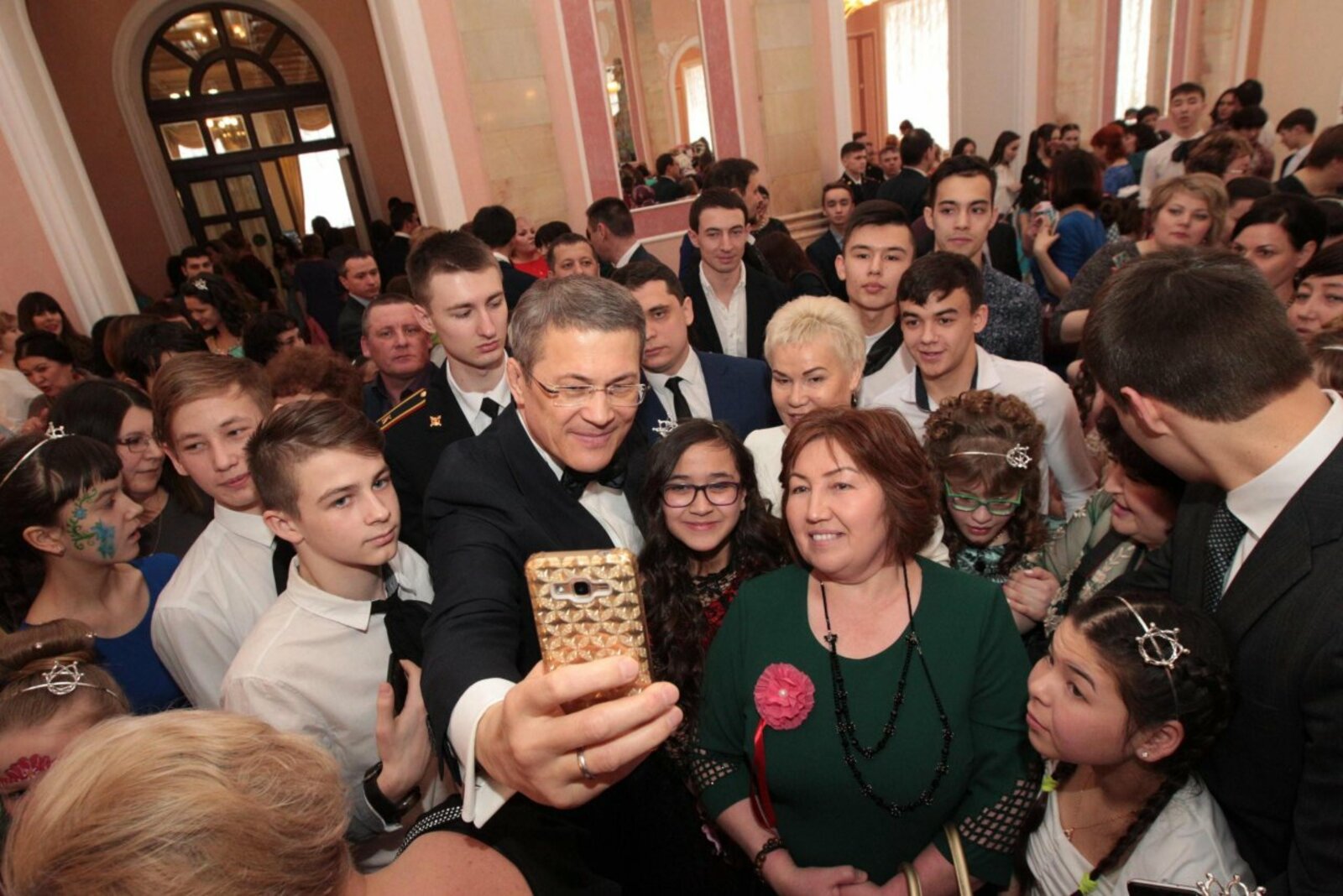 Олег Яровиков
