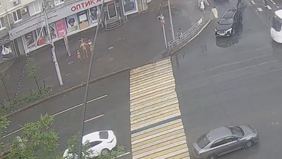 В Уфе скульптура многодетной семьи вновь лишилась сына