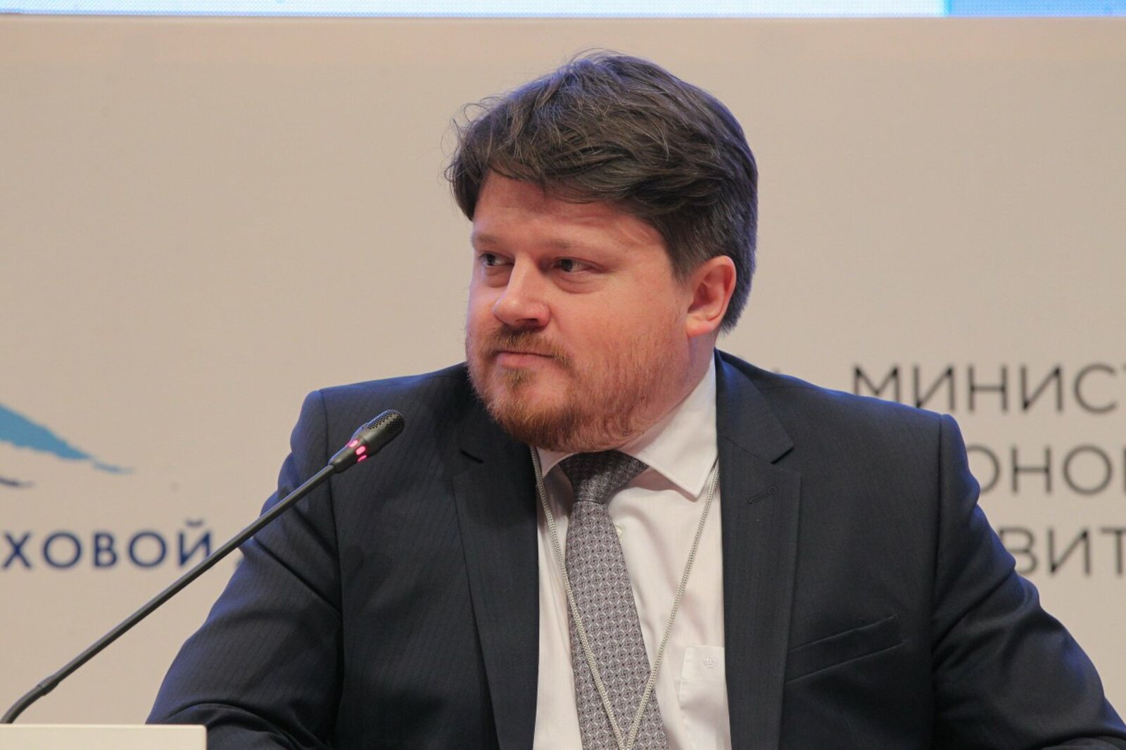 Олег Яровиков