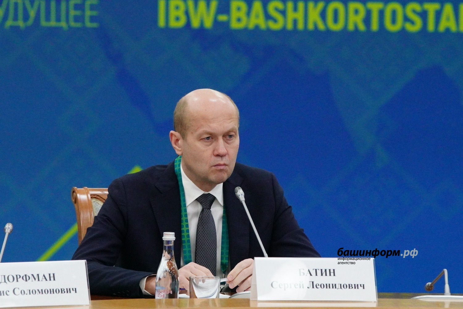 Олег Яровиков