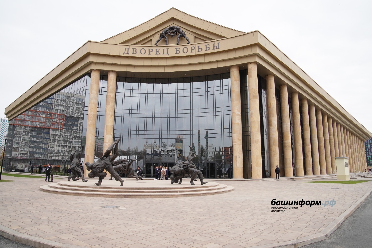 Олег Яровиков