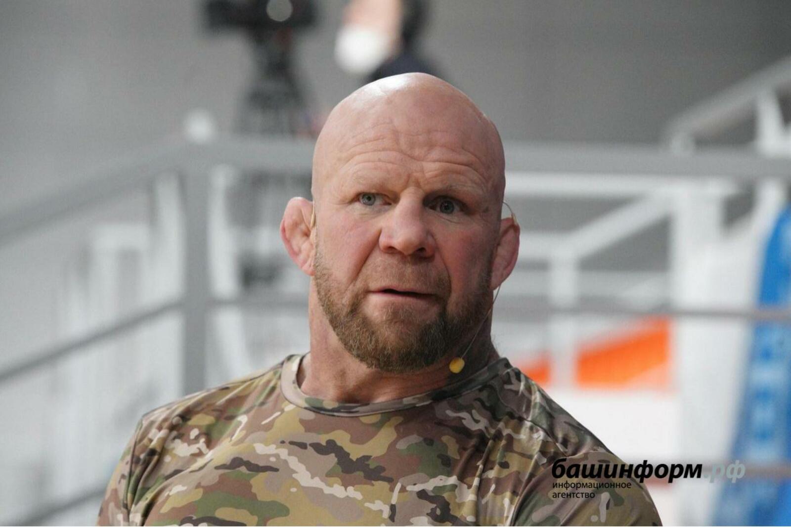 Олег Яровиков