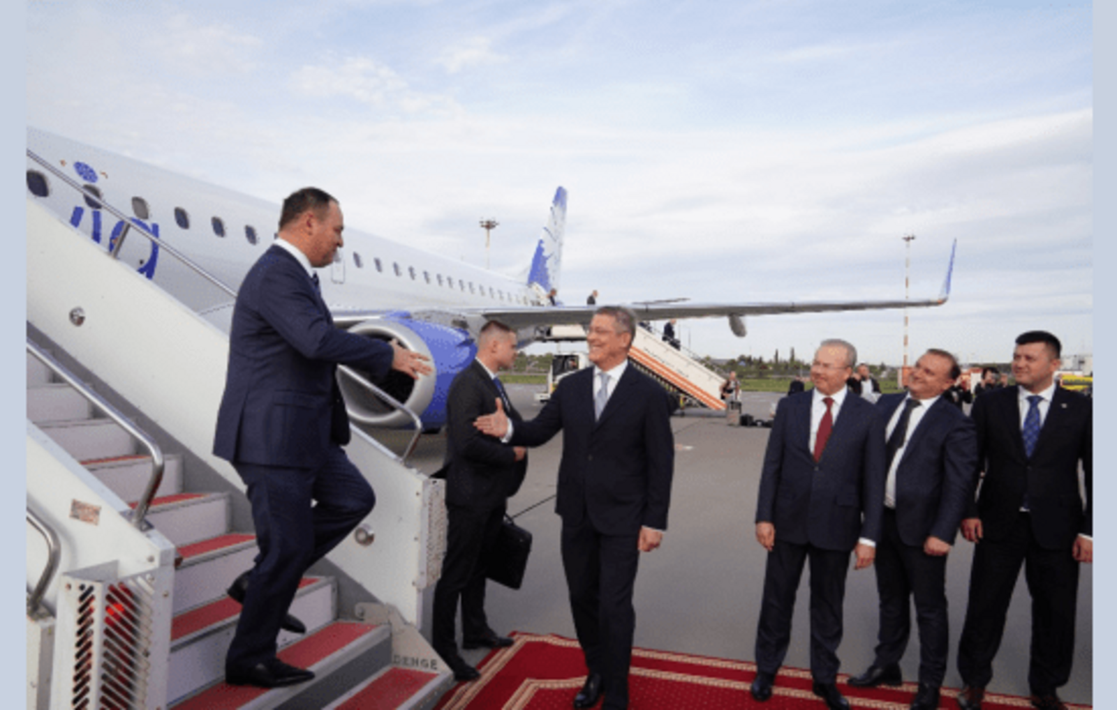 В Уфу прибыл Премьер-министр Беларуси Роман Головченко