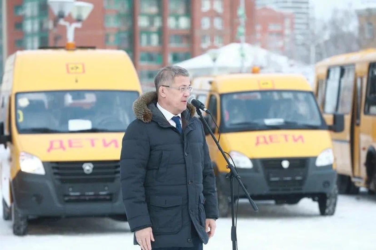 Шаран районы мәктәптәре 3 яңы автобус алды