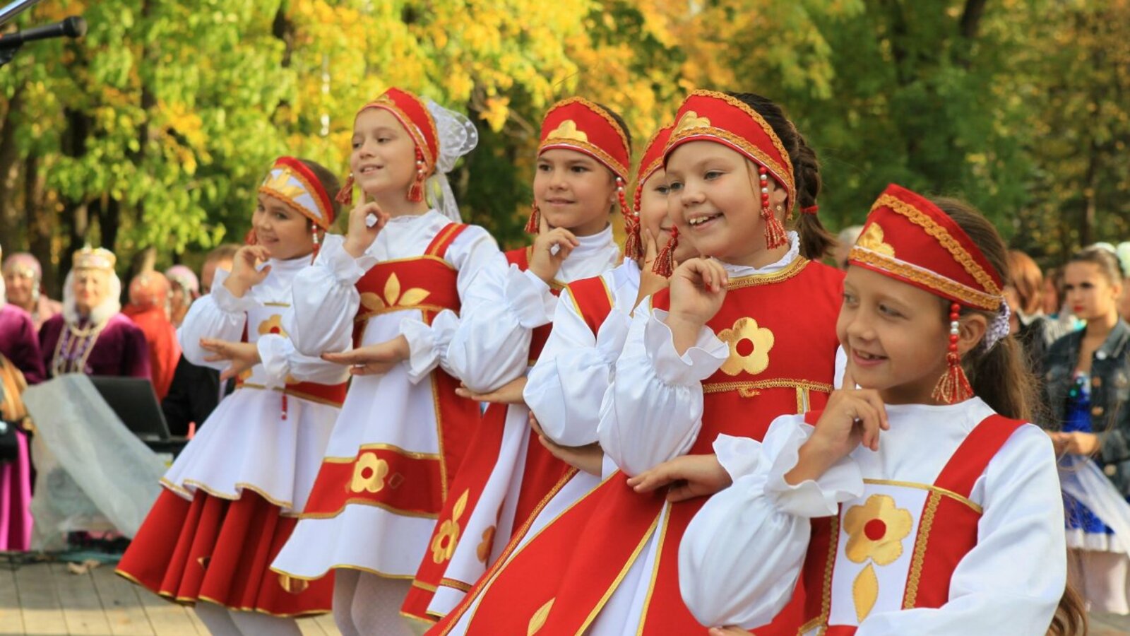 Андрей Старостин