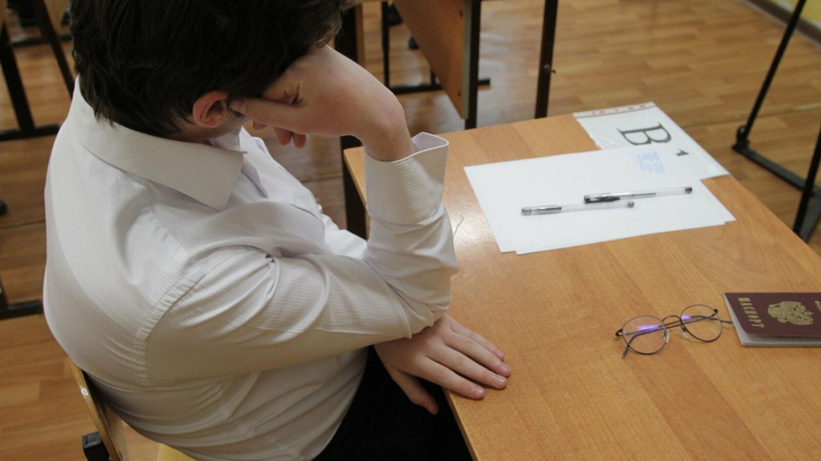 Олег Яровиков