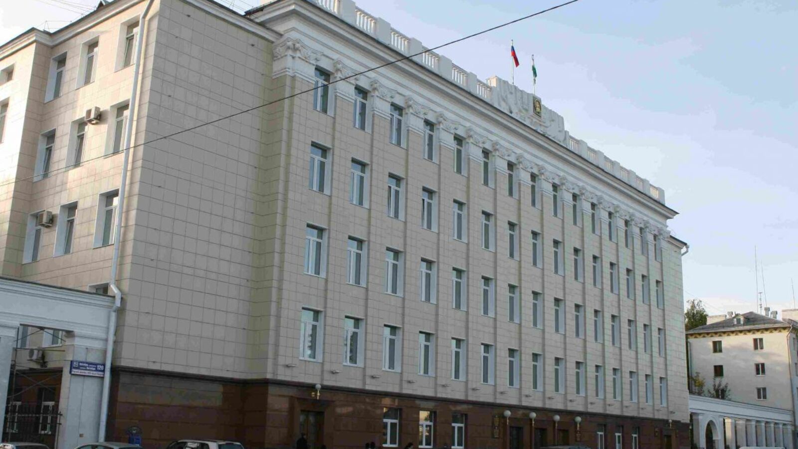 Олег Яровиков