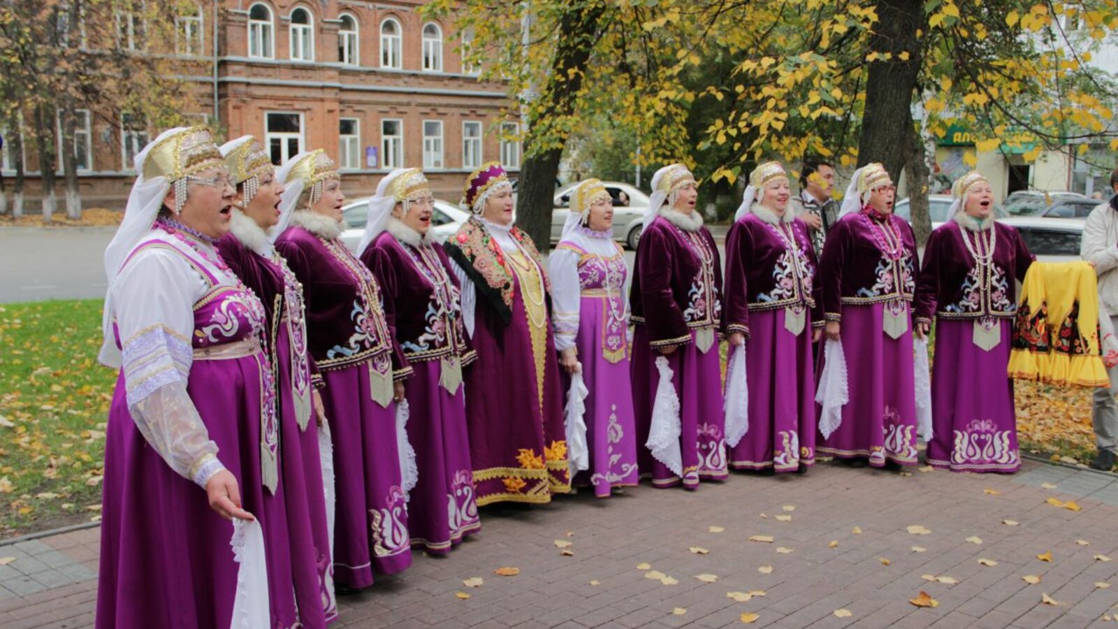 Олег Яровиков