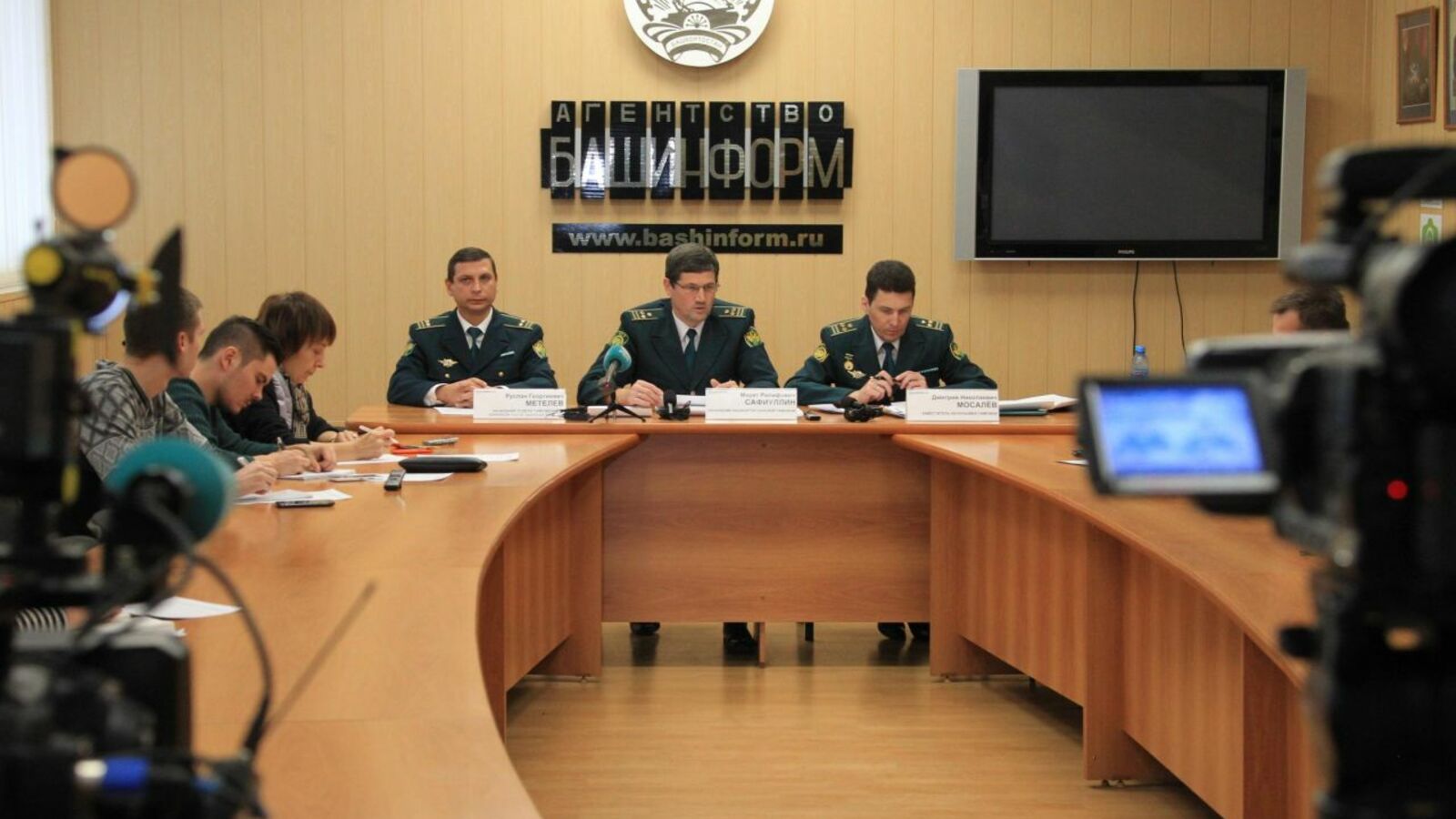 Олег Яровиков