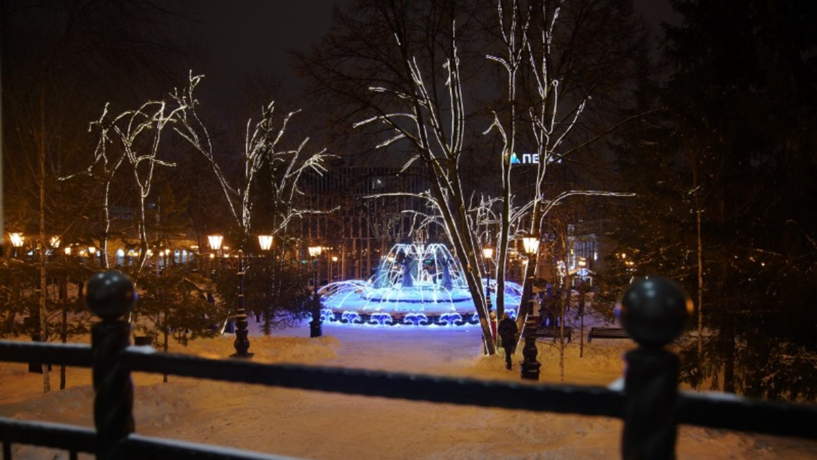 Олег Яровиков