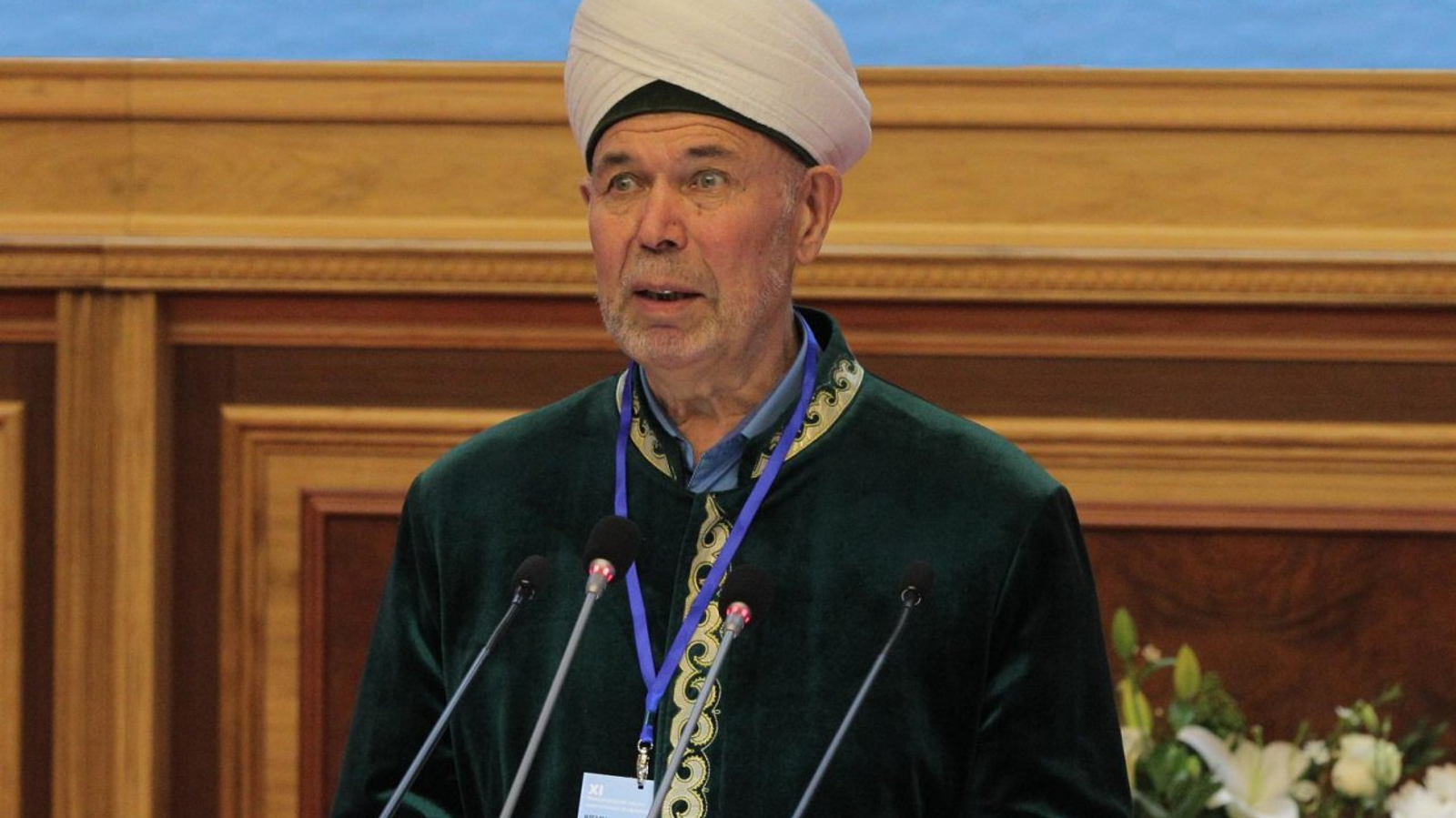 Олег Яровиков