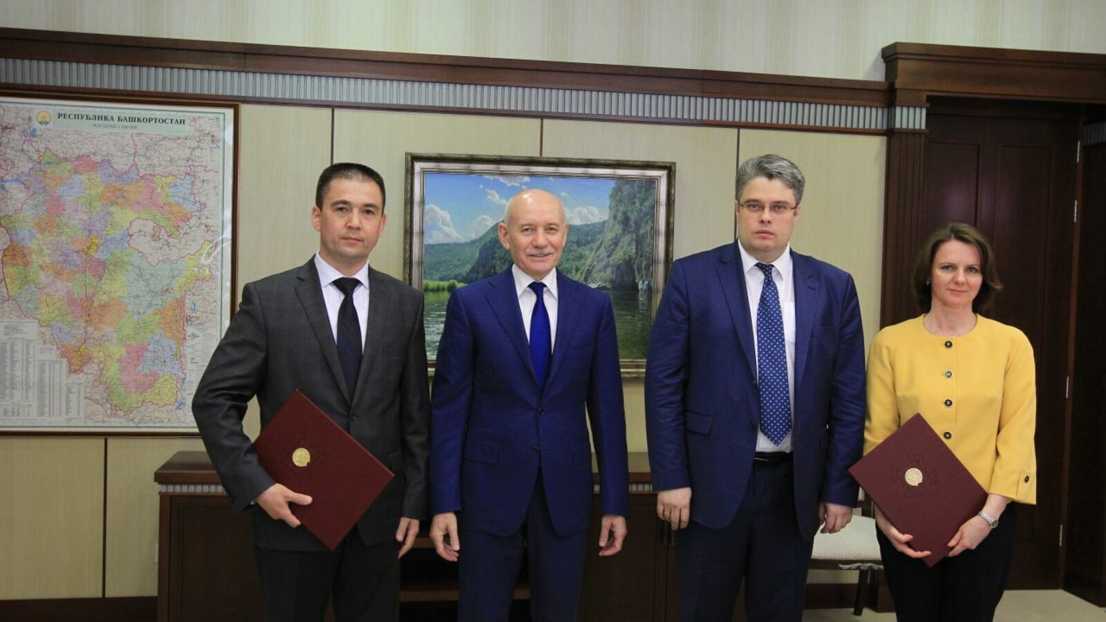 Олег Яровиков