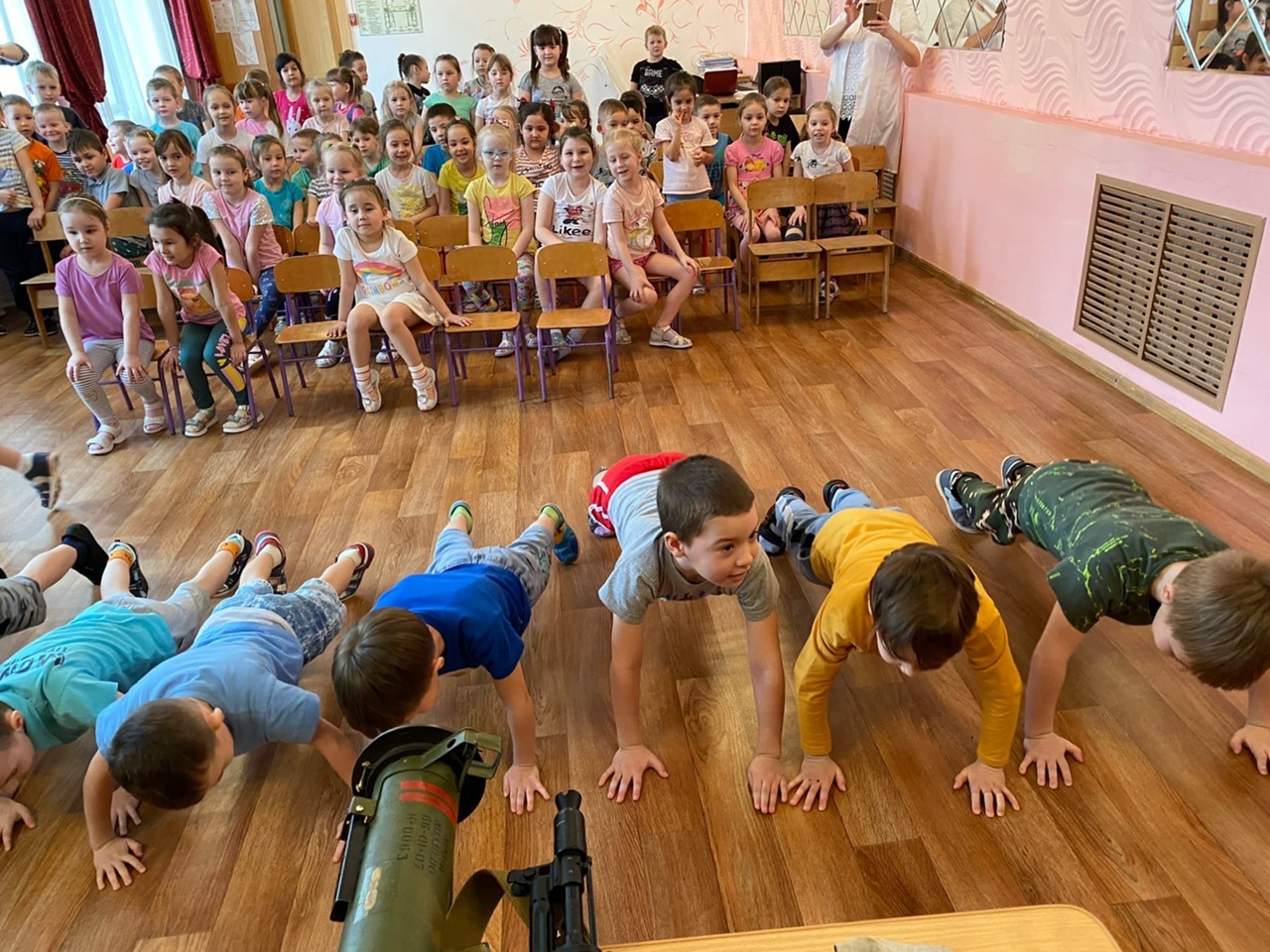 В Стерлитамаке ветераны ОО «Набат» провели урок мужества в детском саду