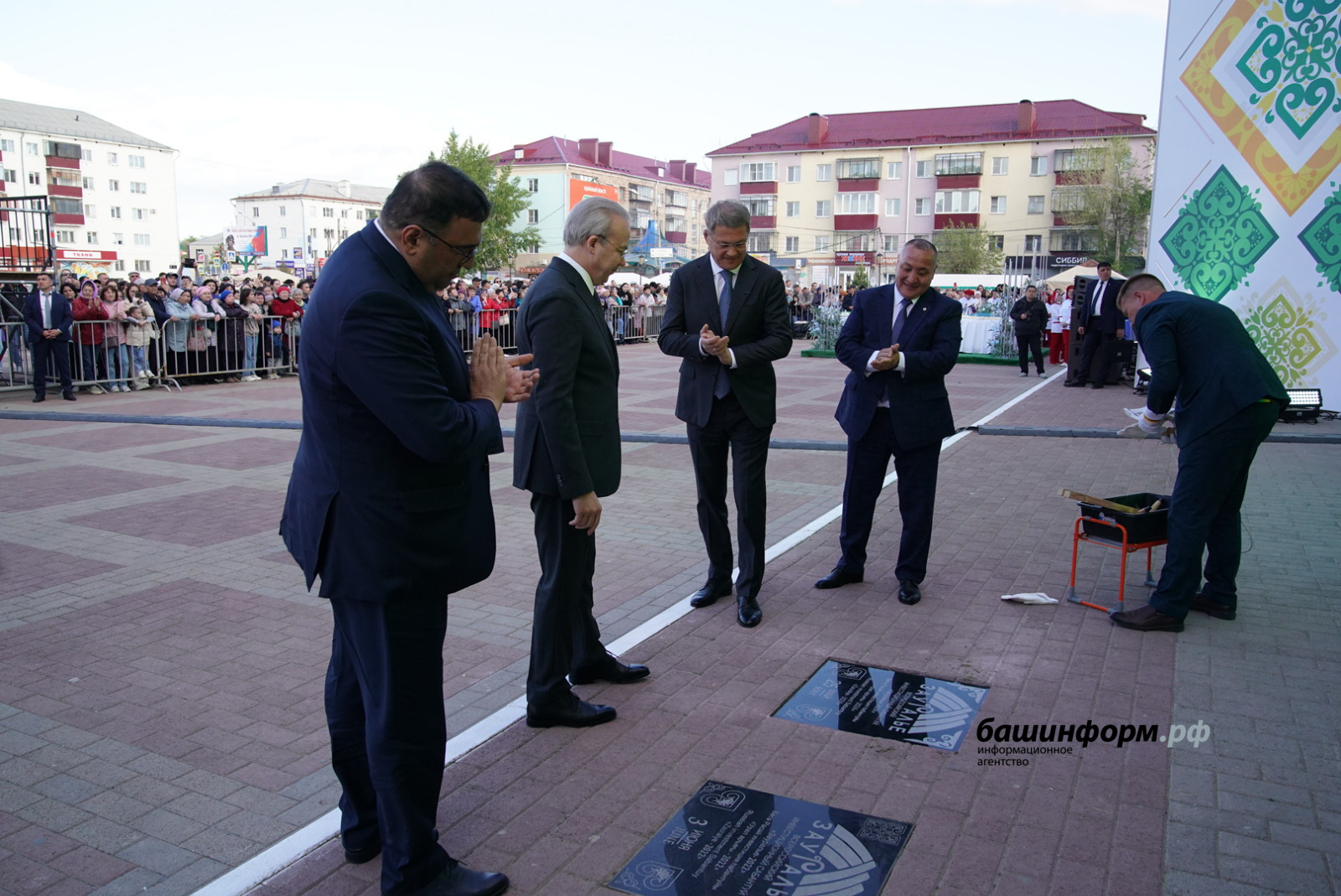 Олег Яровиков