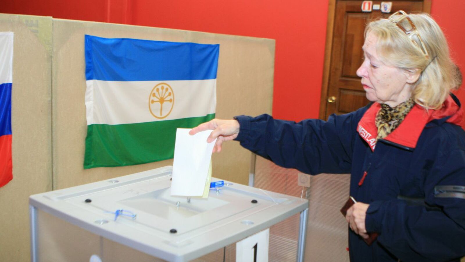 Андрей Старостин