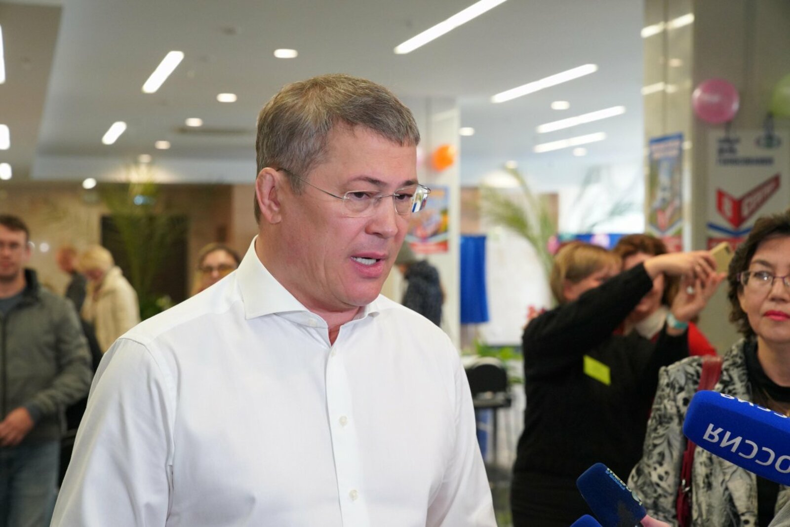 Олег Яровиков