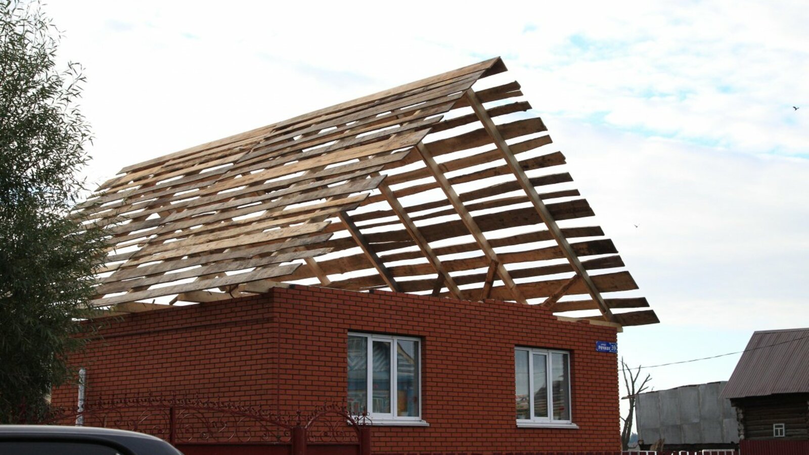 Олег Яровиков