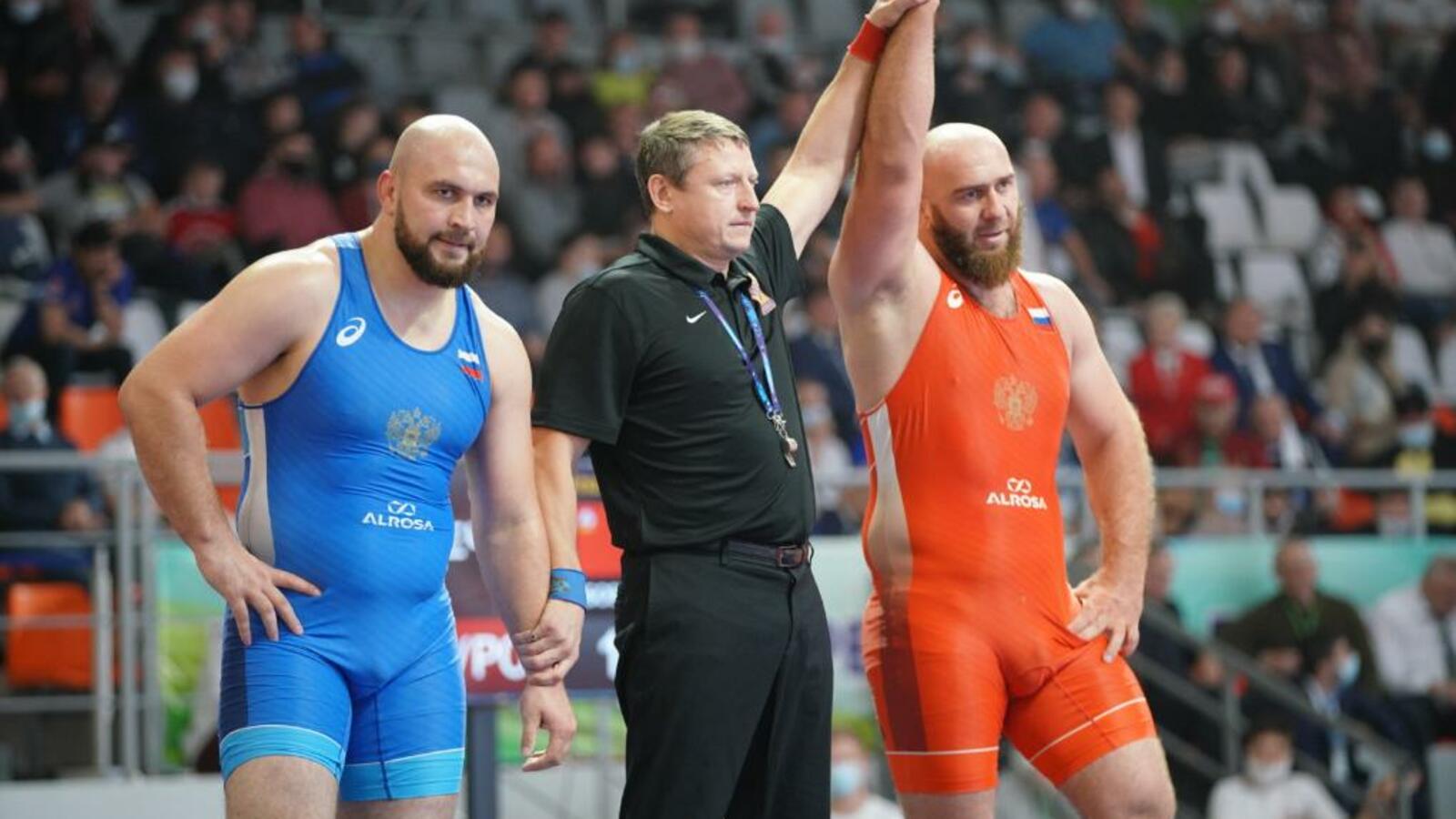 Олег Яровиков