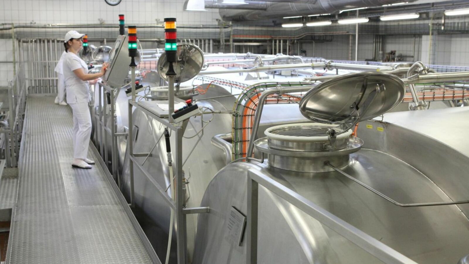 Олег Яровиков