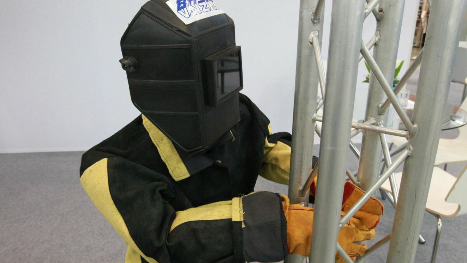 Олег Яровиков