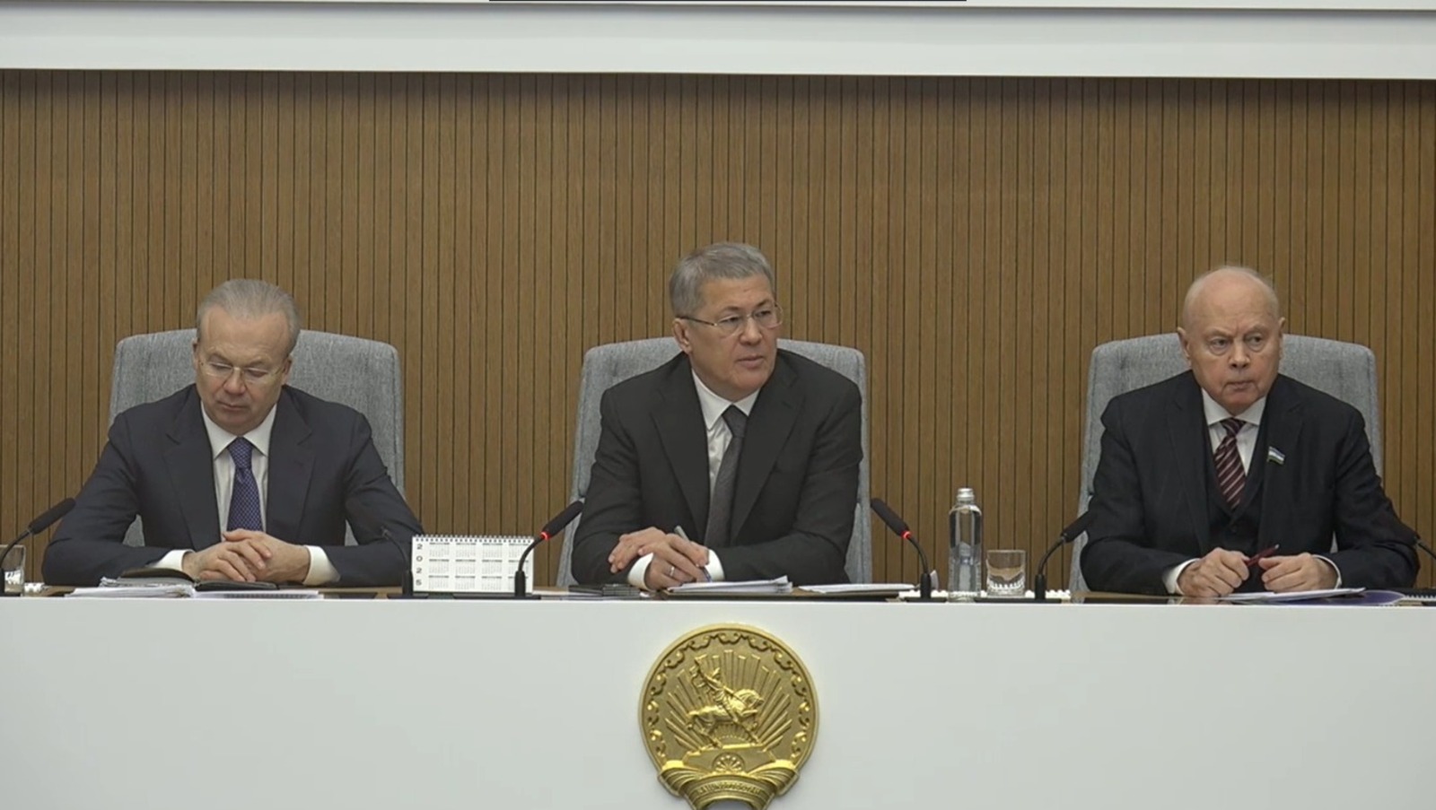 скриншот видео оперативное совещание в правительстве РБ