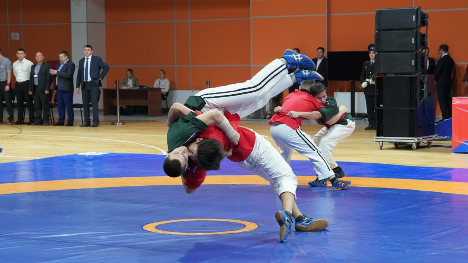 Олег Яровиков