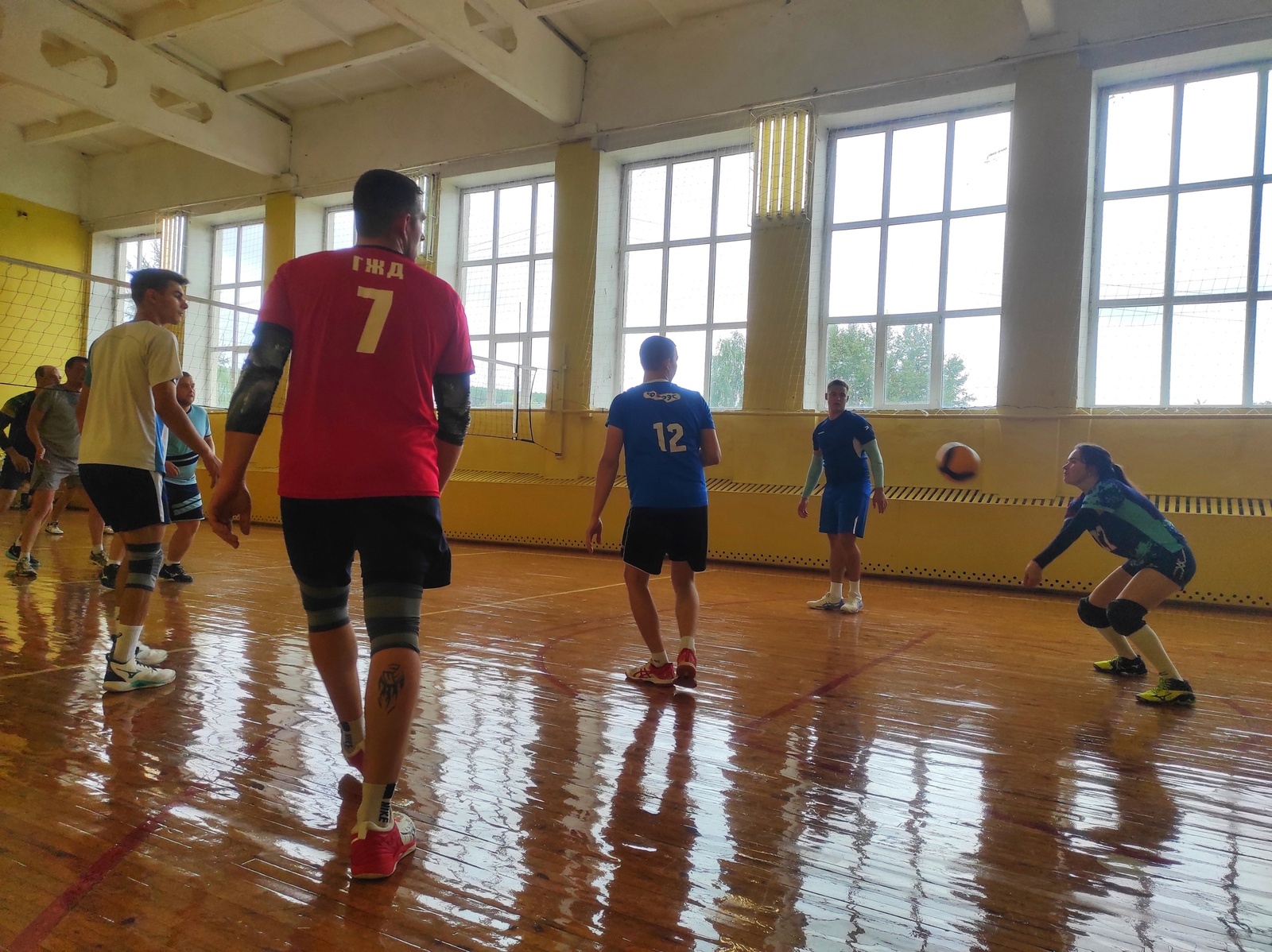 В Месягутово состоялся турнир по волейболу среди смешанных команд