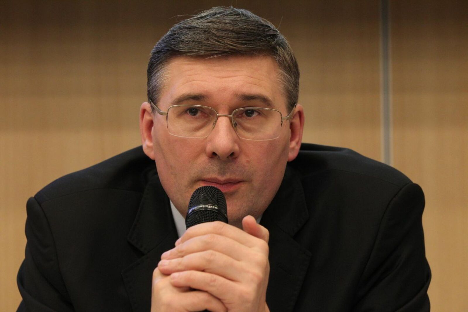 Олег Яровиков