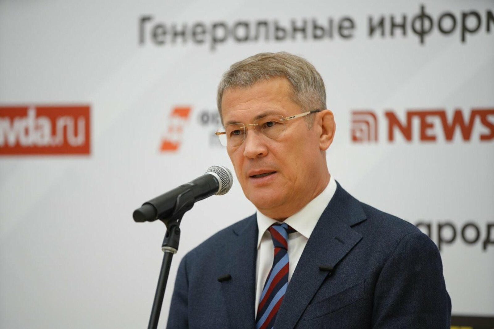 Олег Яровиков