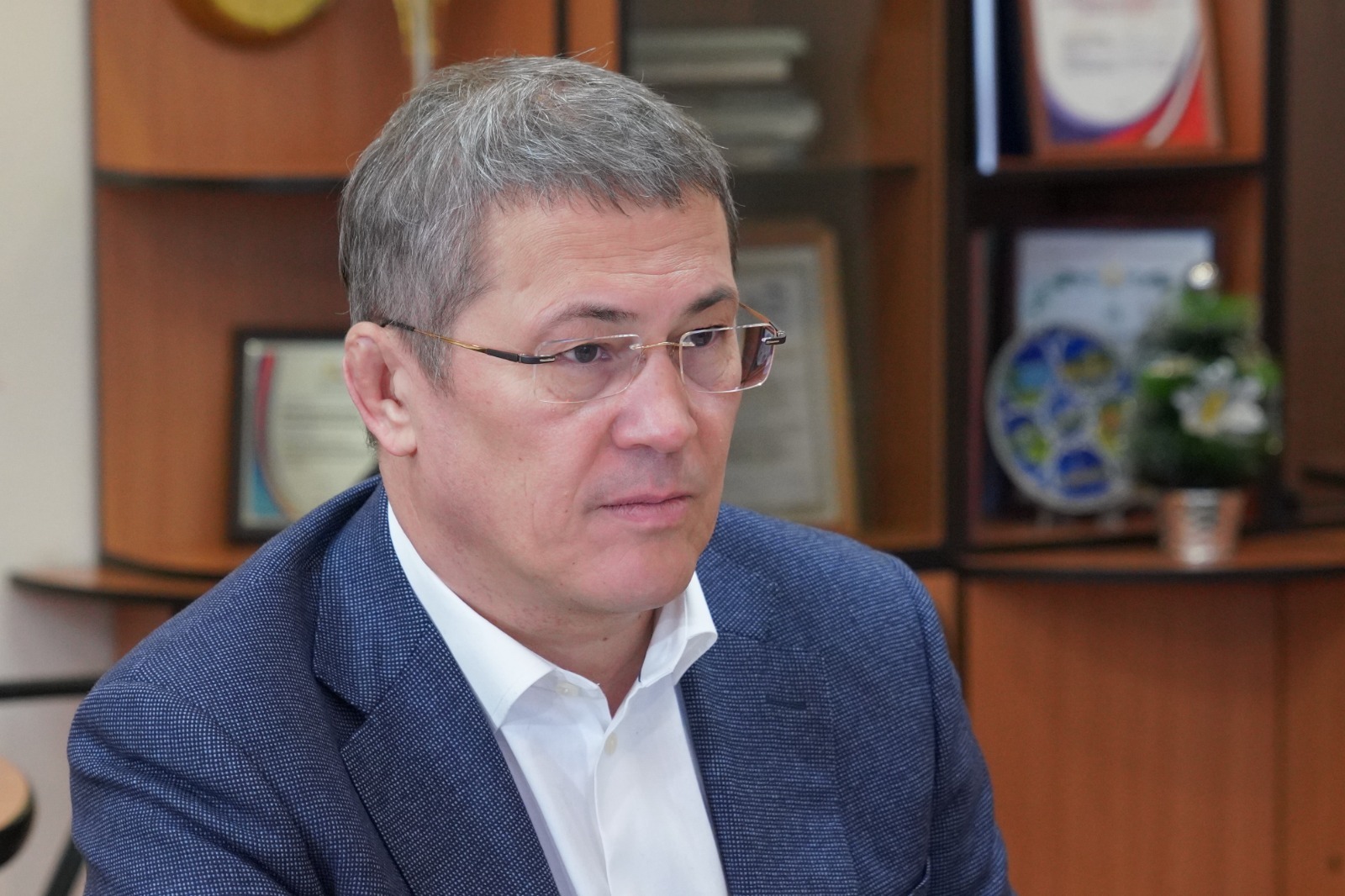 Олег Яровиков