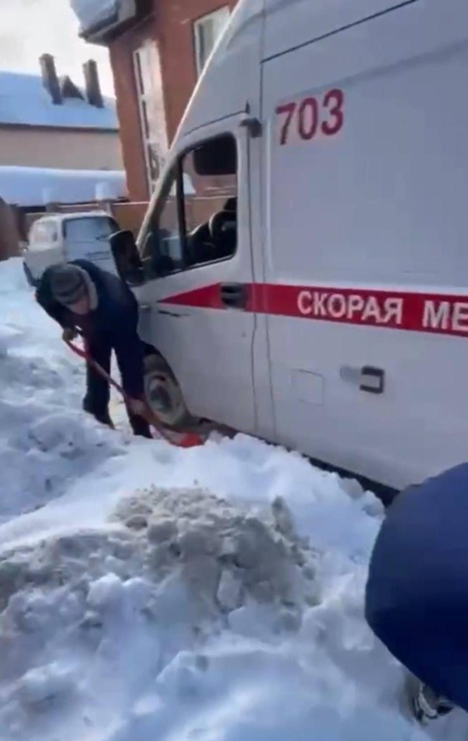 стоп-кадр видео «Честно говоря»