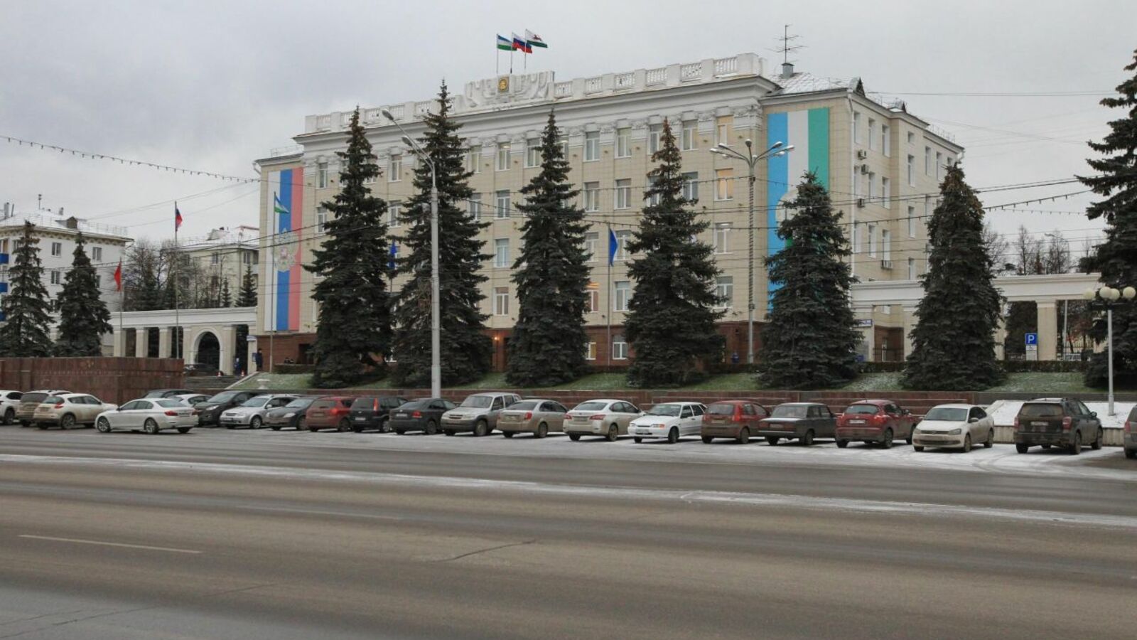 Олег Яровиков