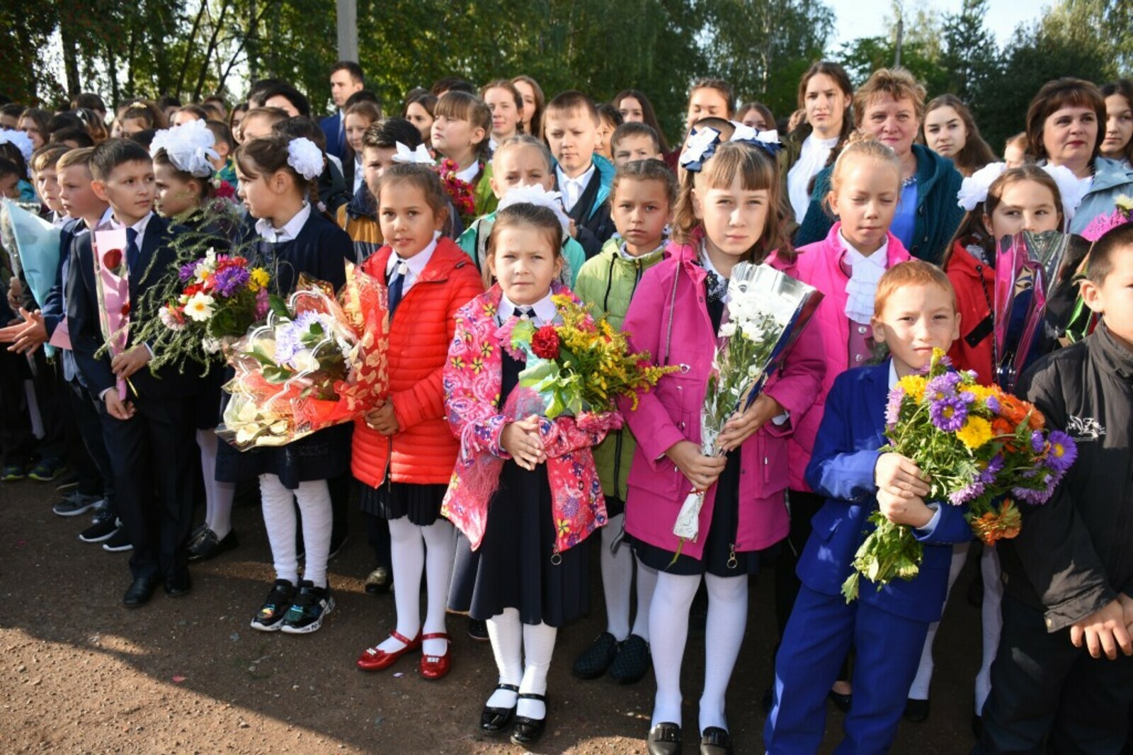 Глава Башкирии считает, что сегодня одна из важных задач школы - это патриотическое воспитание