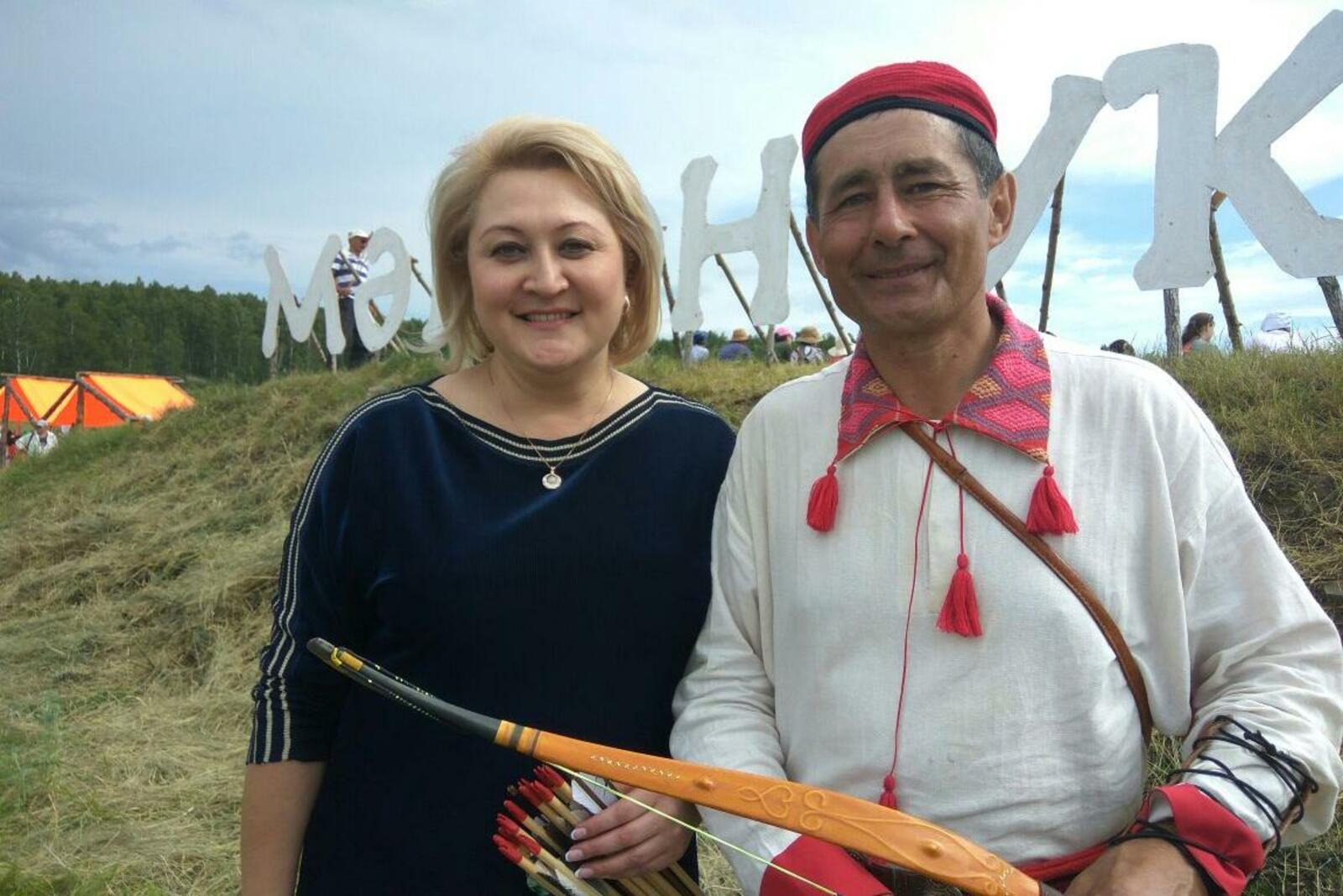 автор