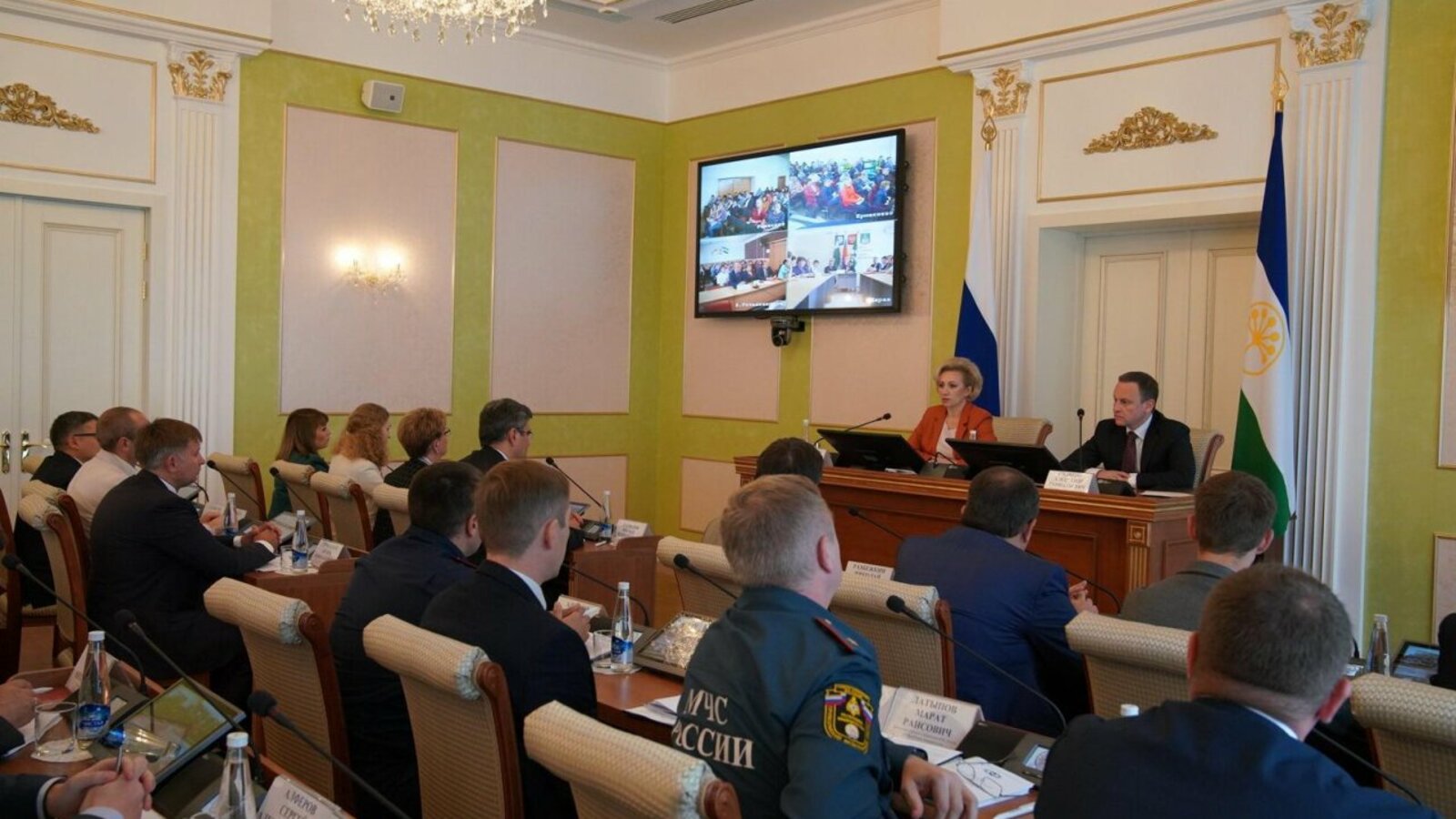 Олег Яровиков