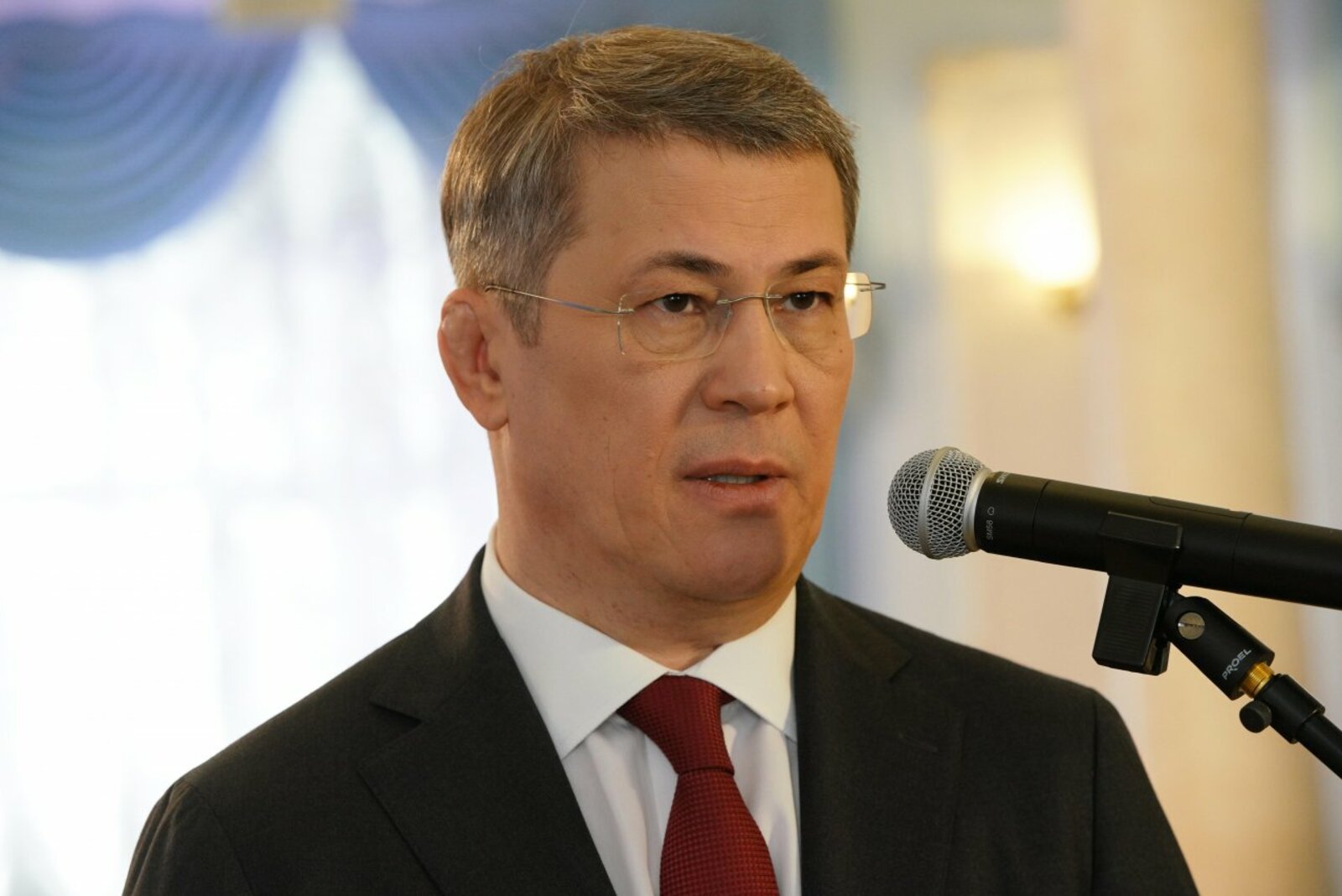 Олег Яровиков
