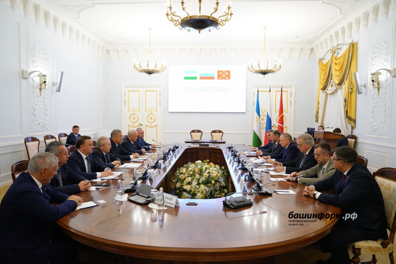 Олег Яровиков