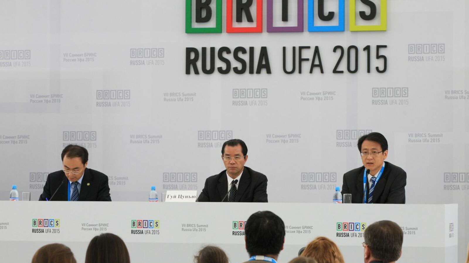 Олег Яровиков